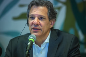 O ministro da Fazenda, Fernando Haddad, em foto de 4 de junho de 2024 — Foto: Diogo Zacarias/Ministério da Fazenda
